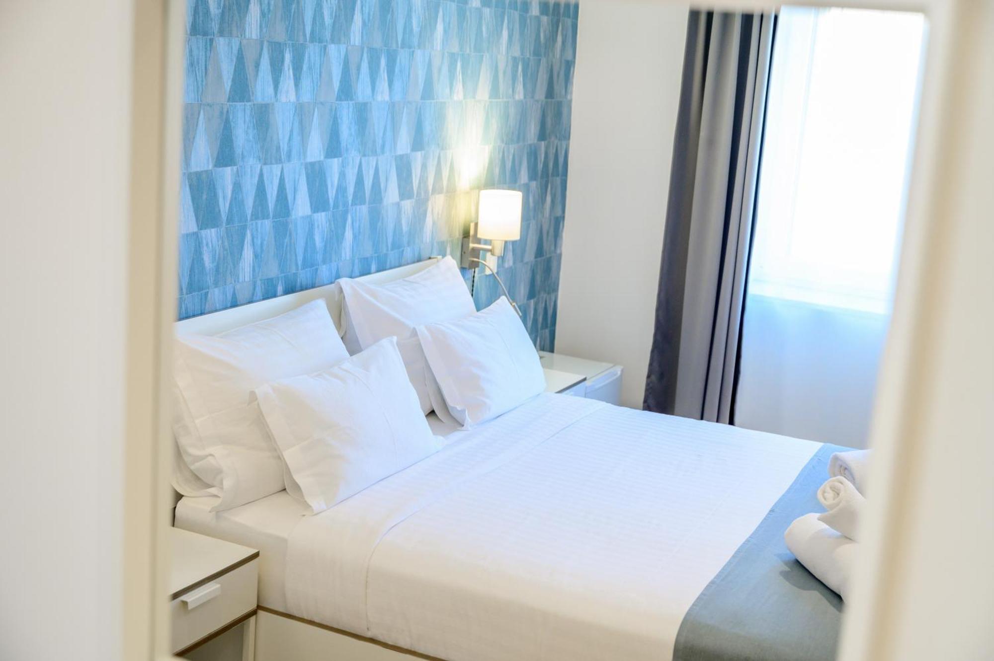 Wind Rose Split Hotel Exterior photo
